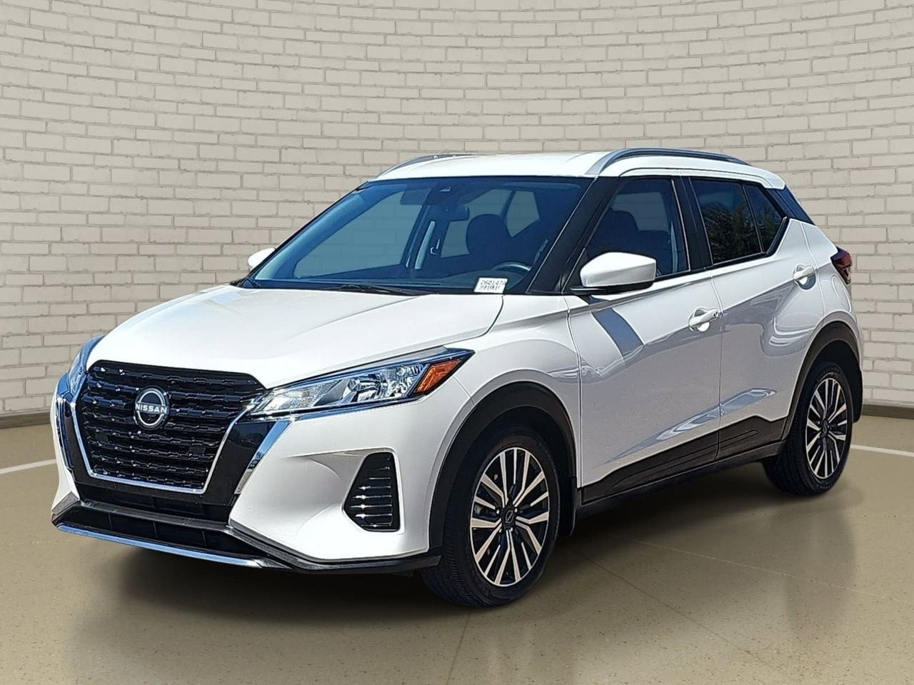 2023 Nissan Kicks