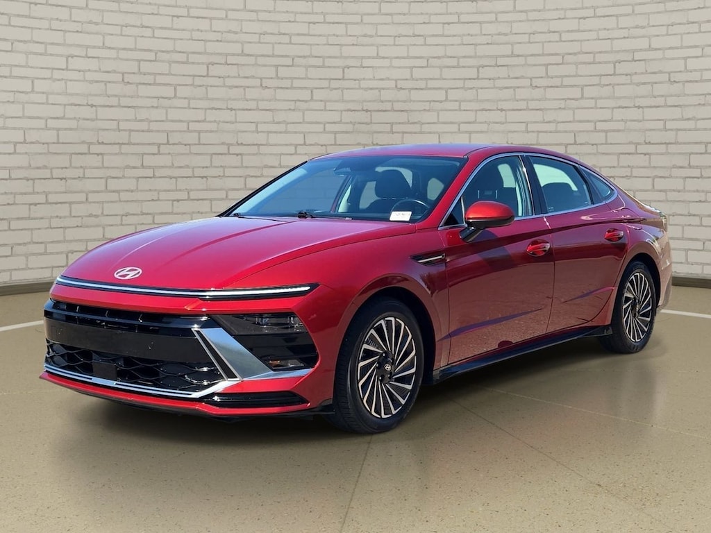 Used 2025 Hyundai Sonata Hybrid SEL Sedan