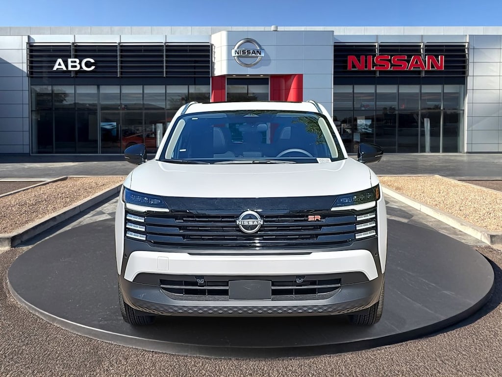 New 2026 Nissan Kicks SR SUV