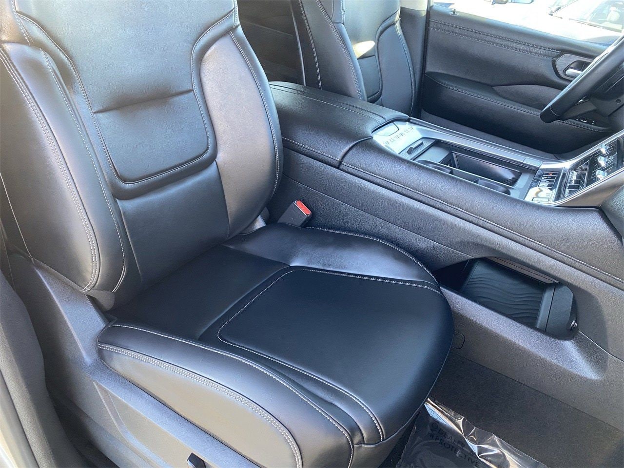 2026 Nissan Armada SV - Photo 10