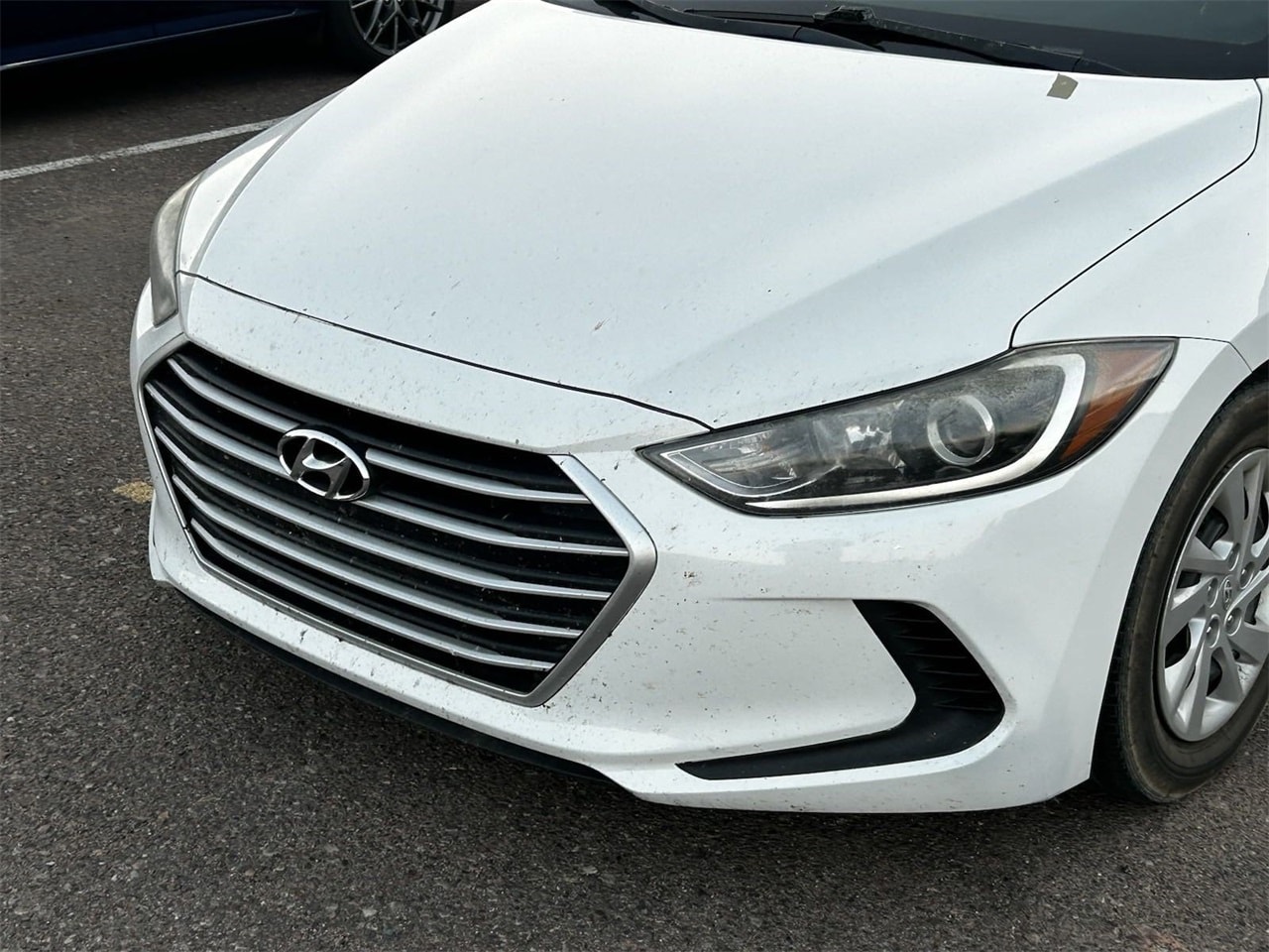 Used 2018 Hyundai Elantra SE with VIN 5NPD74LF2JH252468 for sale in Phoenix, AZ