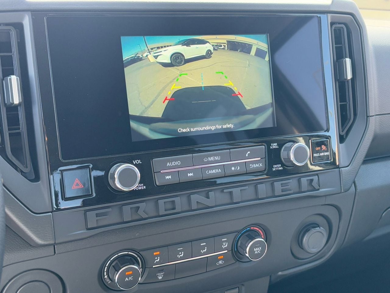 2025 Nissan Frontier S - Photo 24