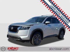 2025 Nissan Pathfinder SV SUV