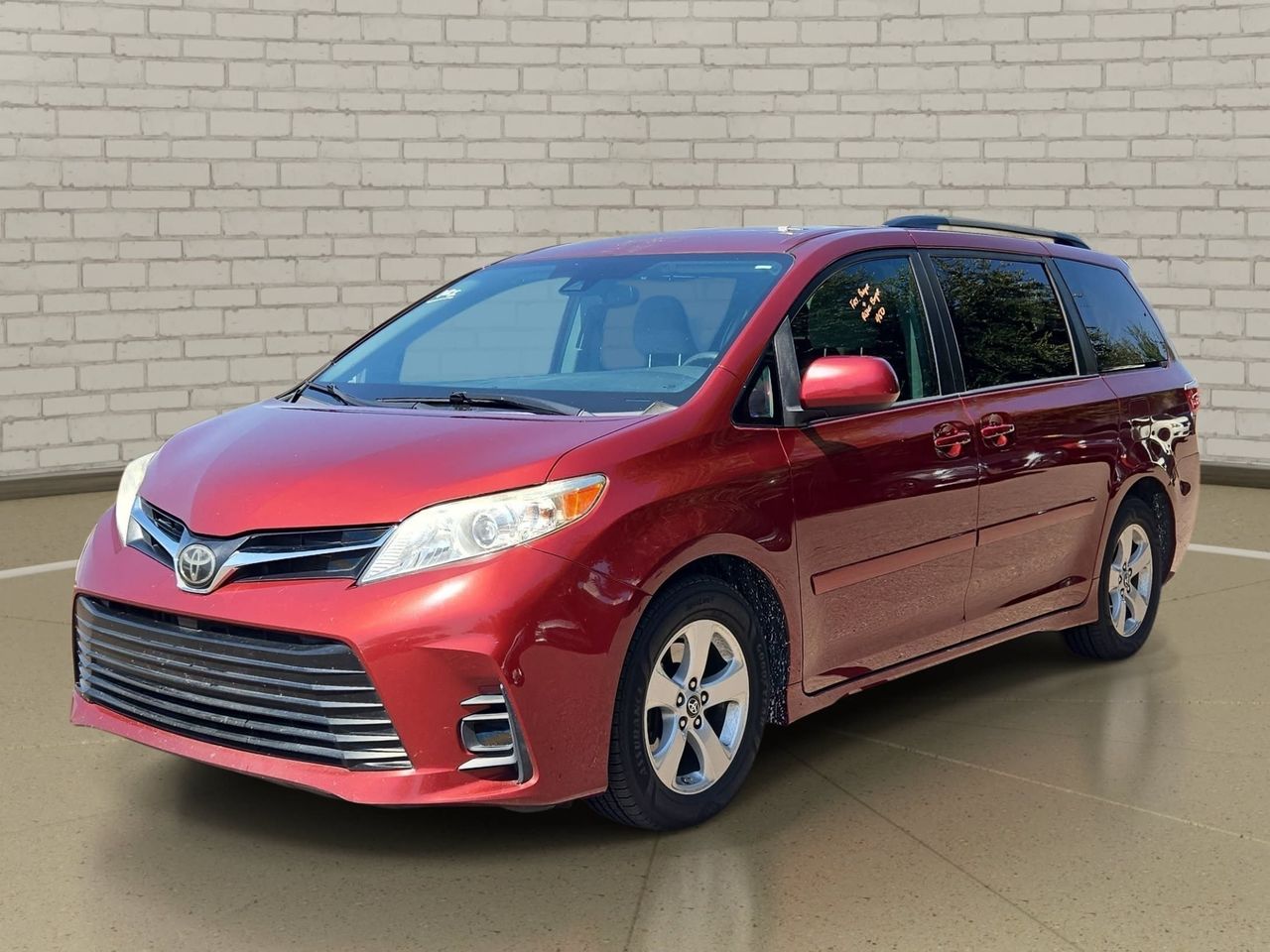 2020 Toyota Sienna LE