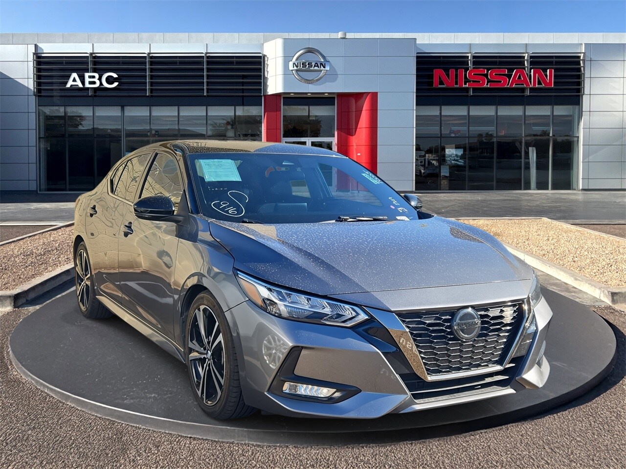 2020 Nissan Sentra SR photo 3