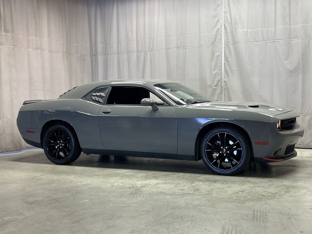 Used 2018 Dodge Challenger SXT with VIN 2C3CDZAG9JH246077 for sale in Phoenix, AZ