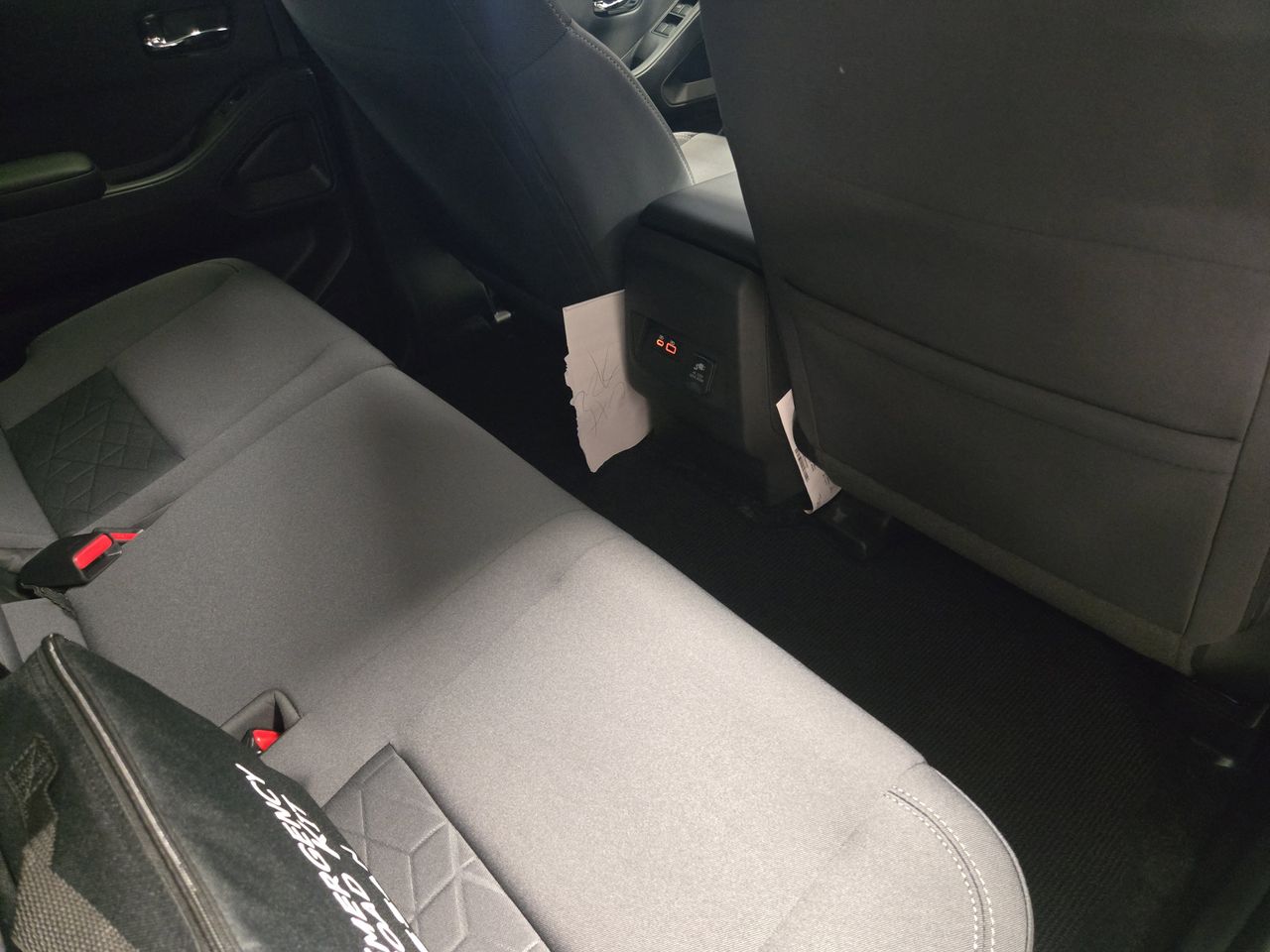 2025 Nissan Frontier SV - Photo 11