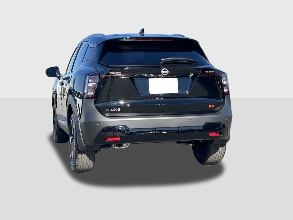 New 2026 Nissan Kicks SR SUV