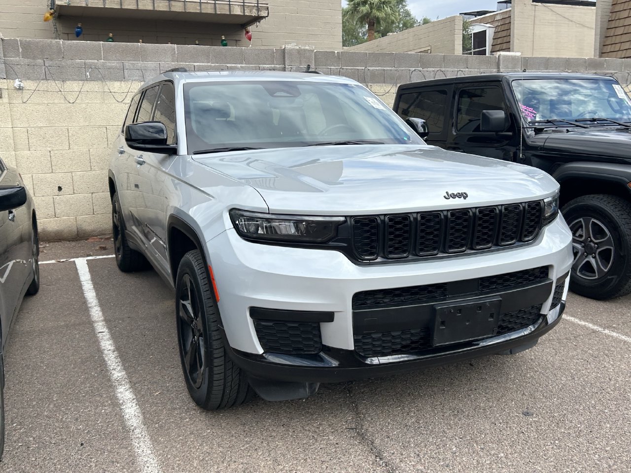 Used 2022 Jeep Grand Cherokee L Altitude SUV
