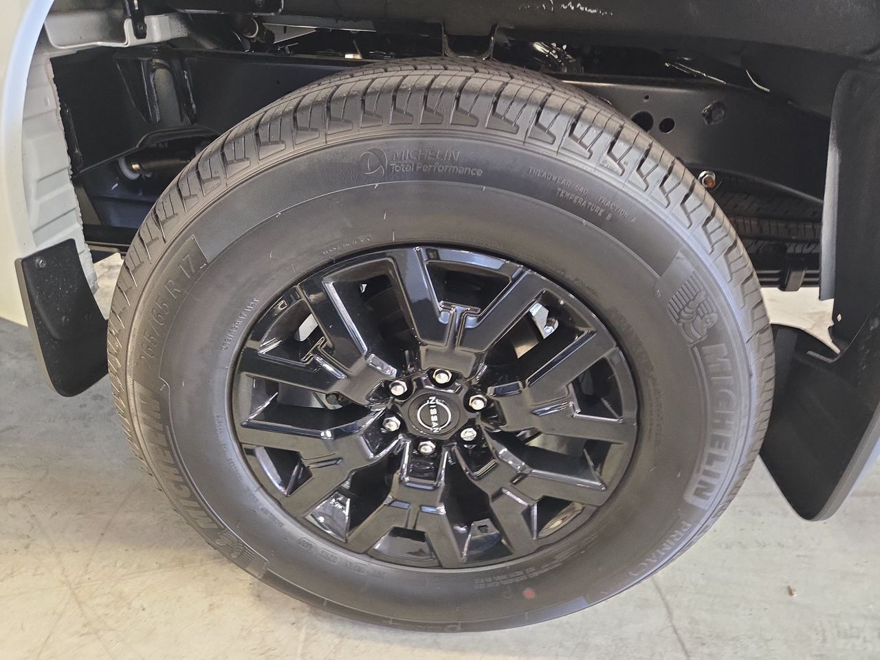 2026 Nissan Frontier SV - Photo 32