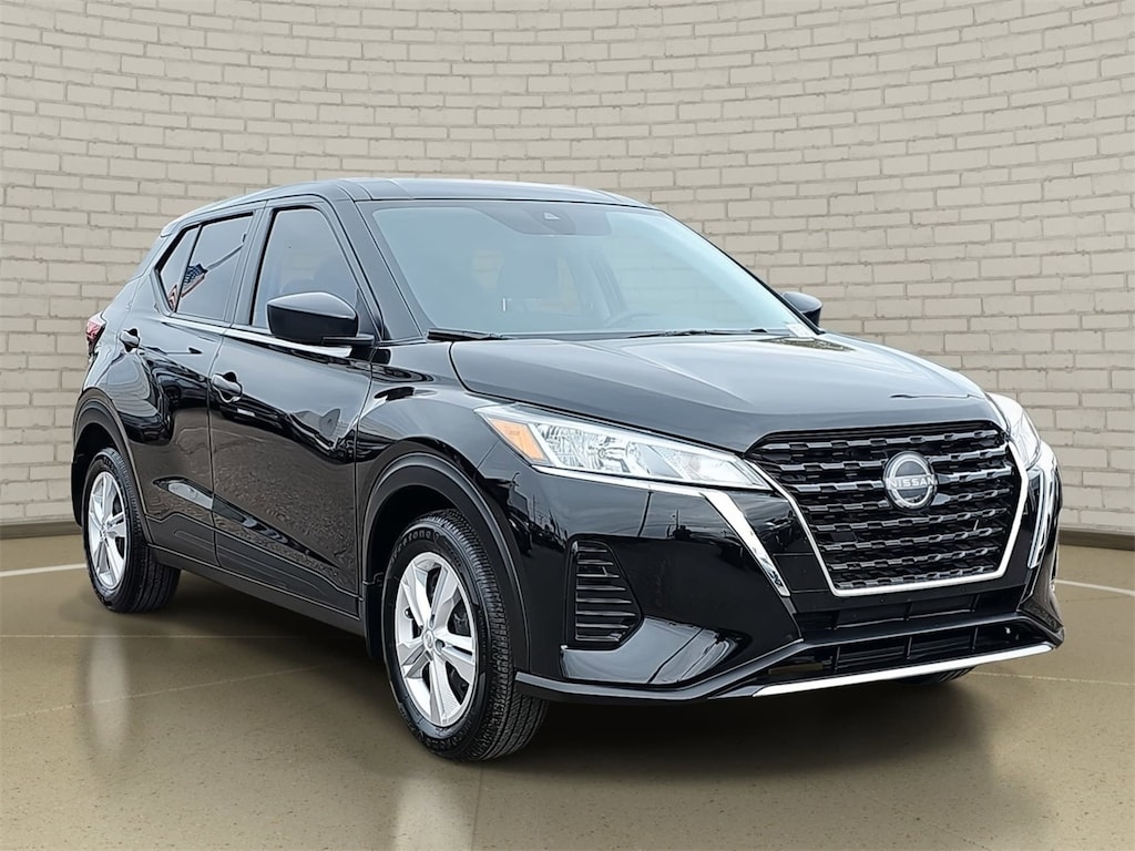 Certified 2025 Nissan Kicks Play S SUV