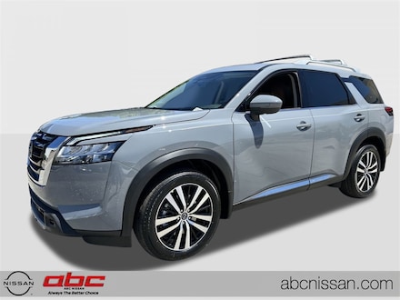 2025 Nissan Pathfinder Platinum SUV