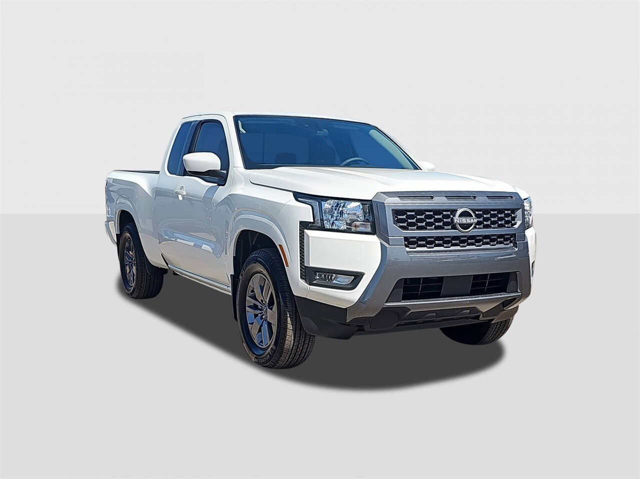 2025 Nissan Frontier SV photo 3