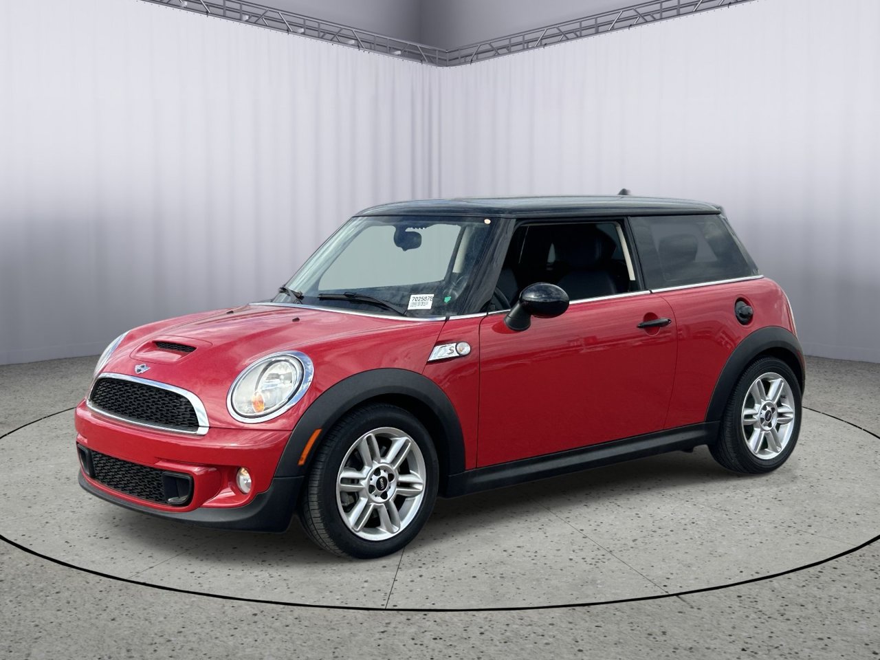 Used 2013 MINI Cooper S with VIN WMWSV3C58DT391807 for sale in Phoenix, AZ