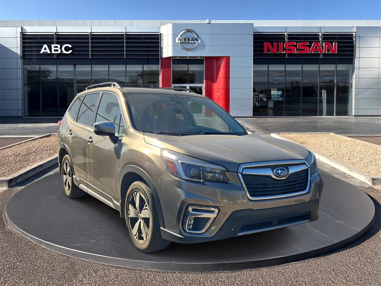 2021 Subaru Forester Touring photo 3