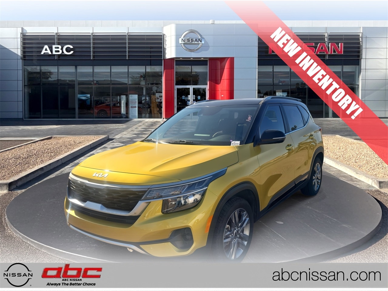 2022 Kia Seltos S's photo