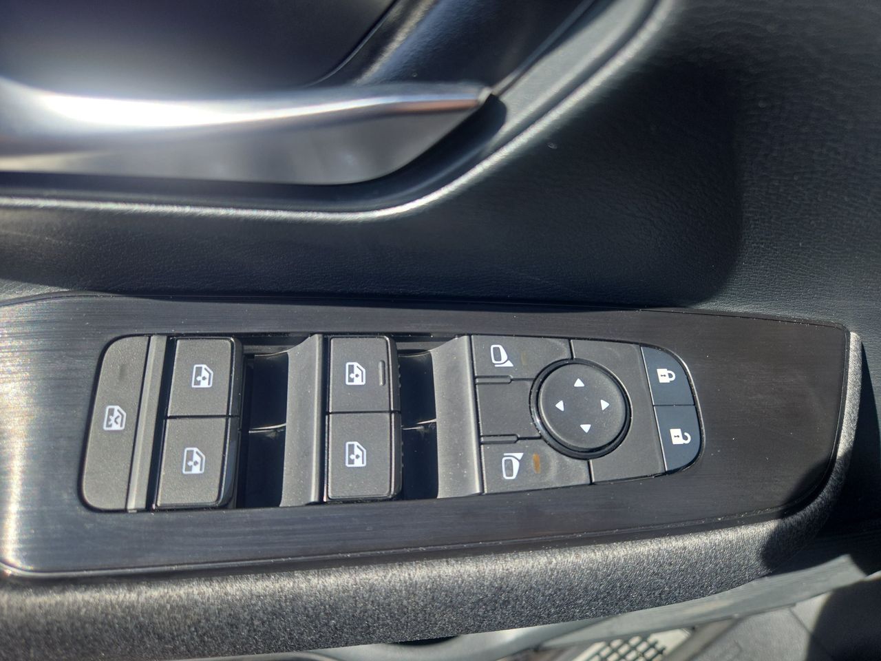 2026 Nissan KICKS SV - Photo 26
