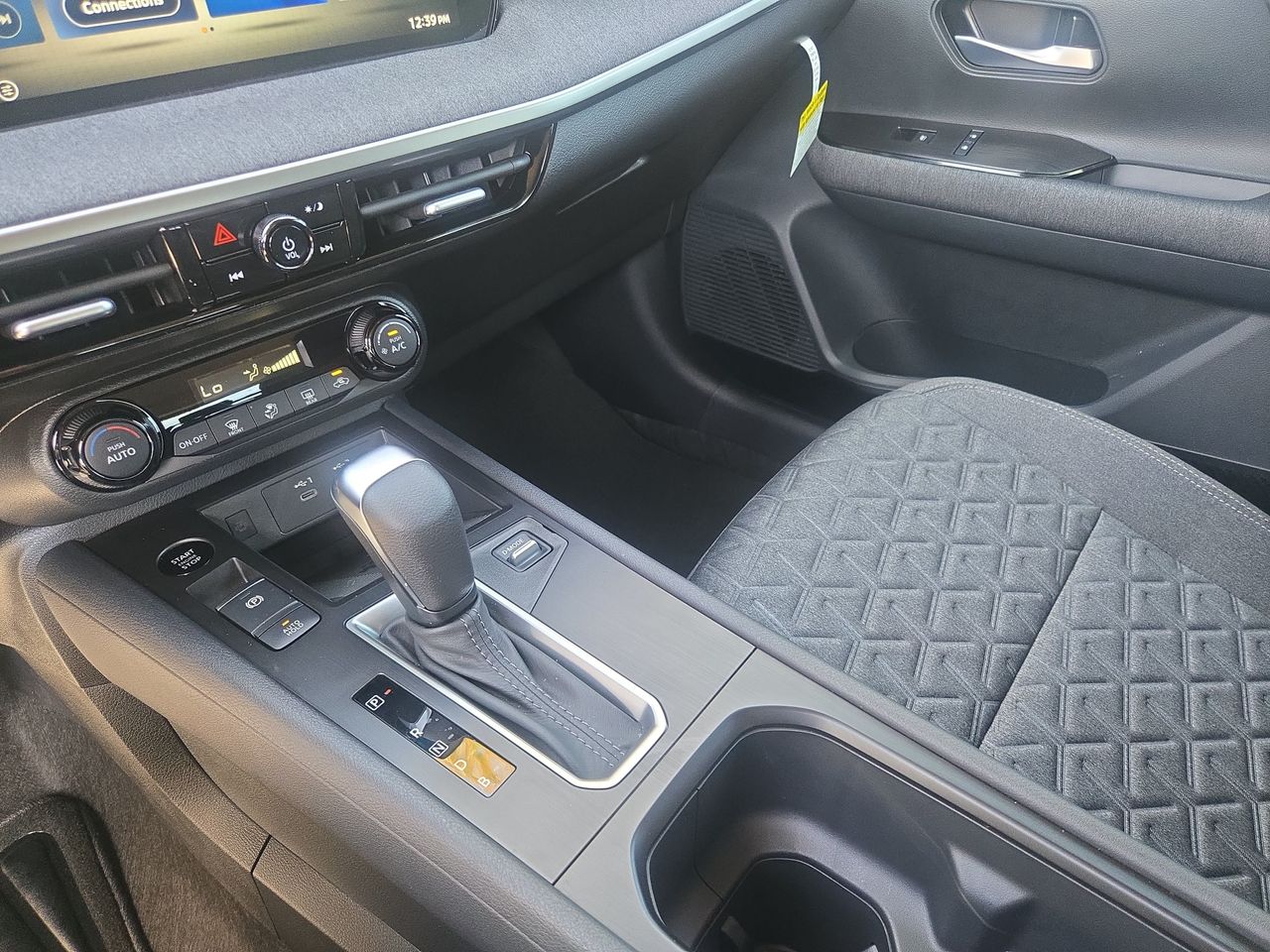 2026 Nissan KICKS SV - Photo 23