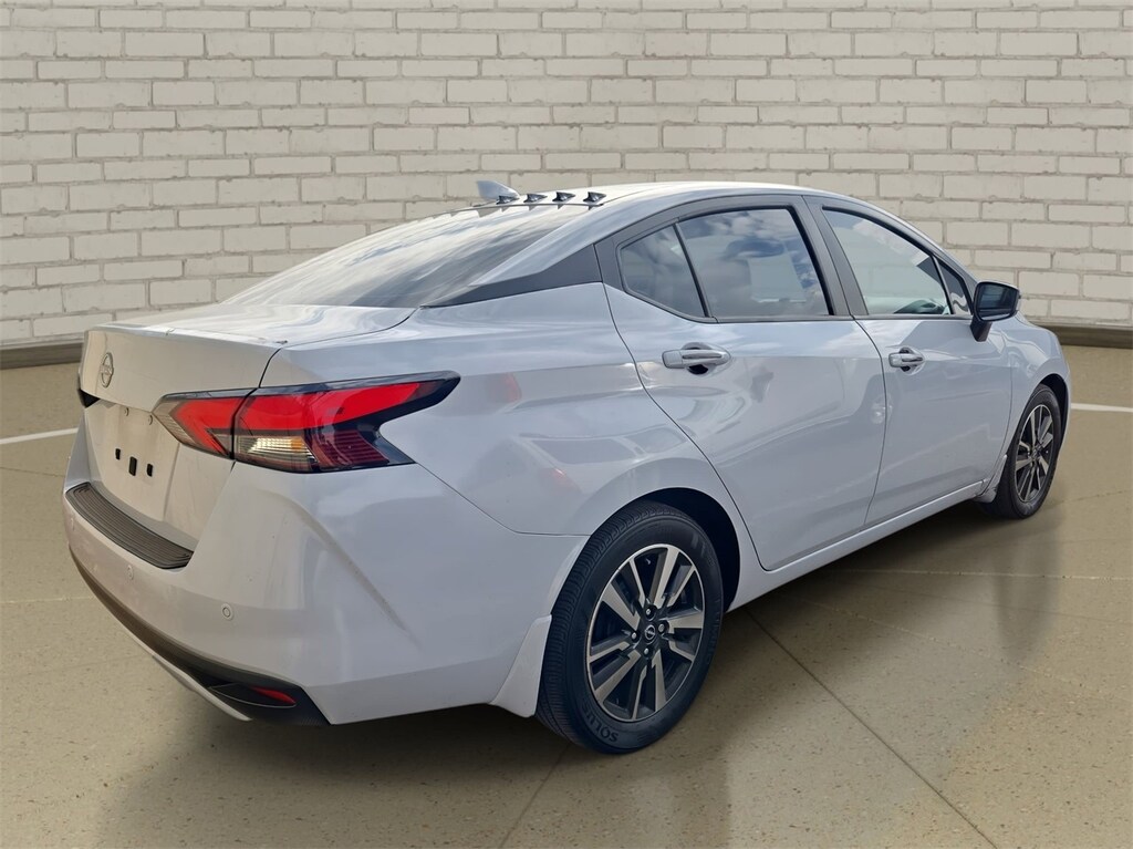 Used 2024 Nissan Versa 1.6 SV Sedan