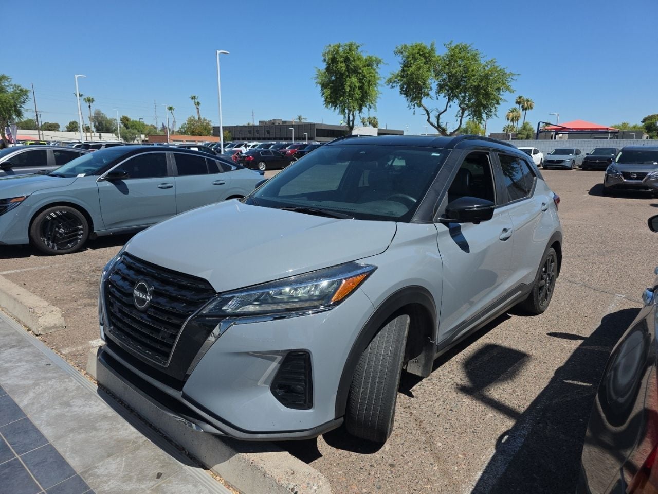 2023 Nissan Kicks 1.6 SR's photo