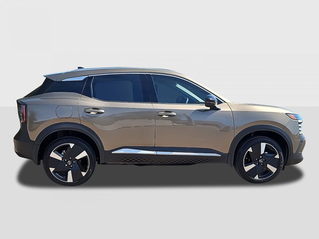 New 2026 Nissan Kicks SR SUV