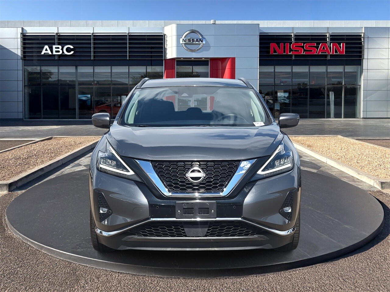 2023 Nissan Murano SV photo 2
