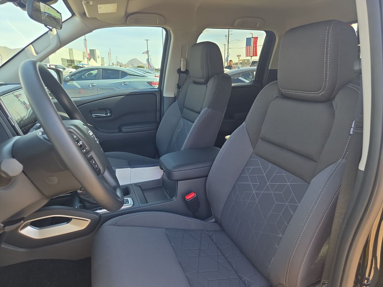 2026 Nissan Frontier SV - Photo 14