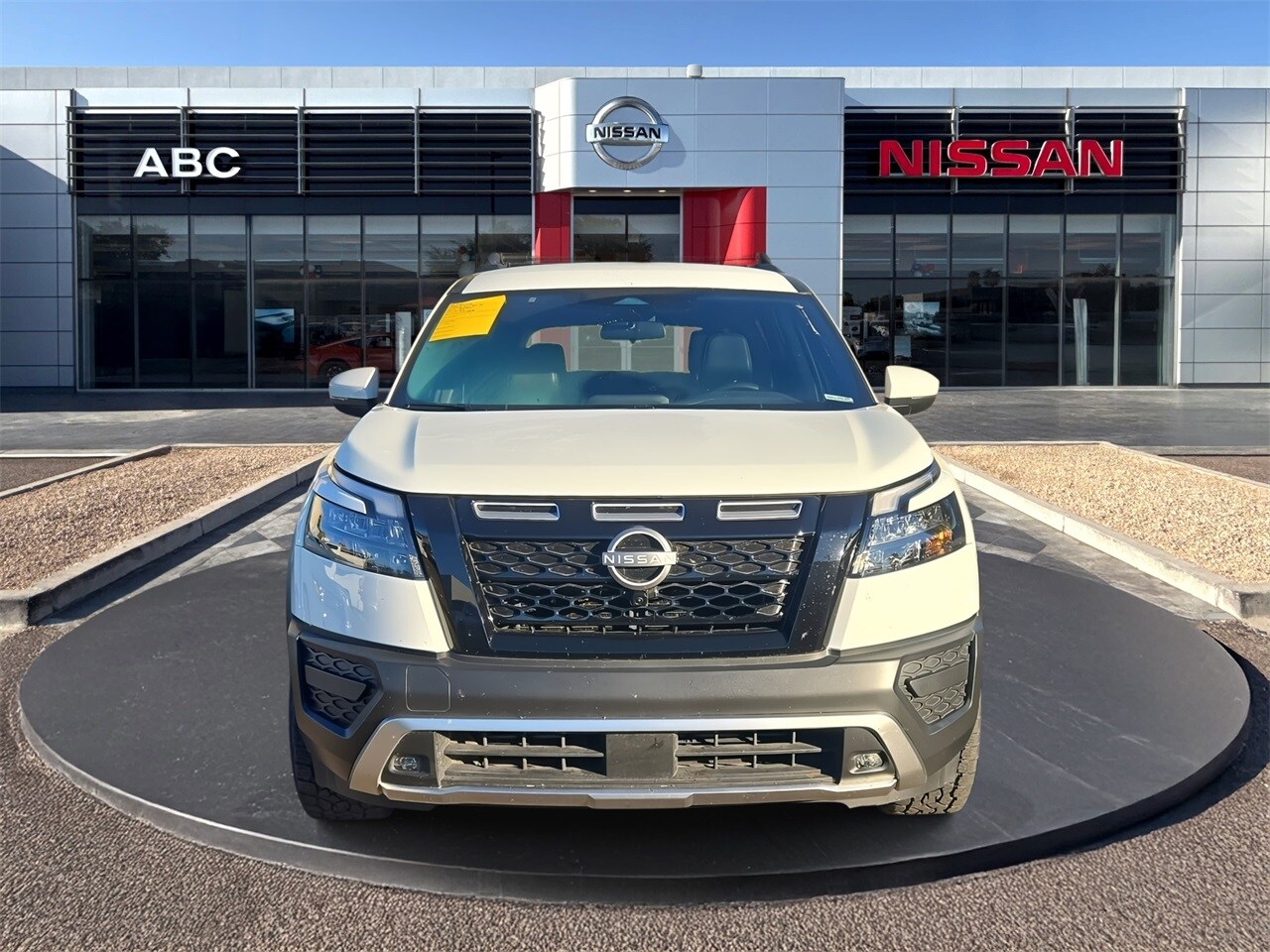 2024 Nissan Pathfinder Rock Creek photo 2