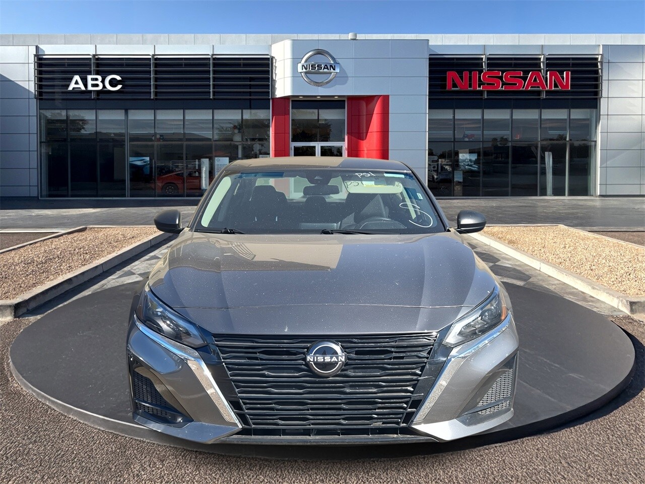 2024 Nissan Altima 2.5 SV photo 2