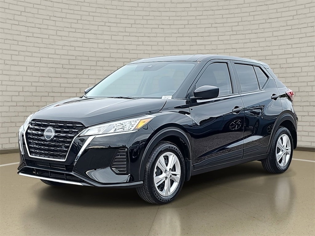 Certified 2025 Nissan Kicks Play S SUV