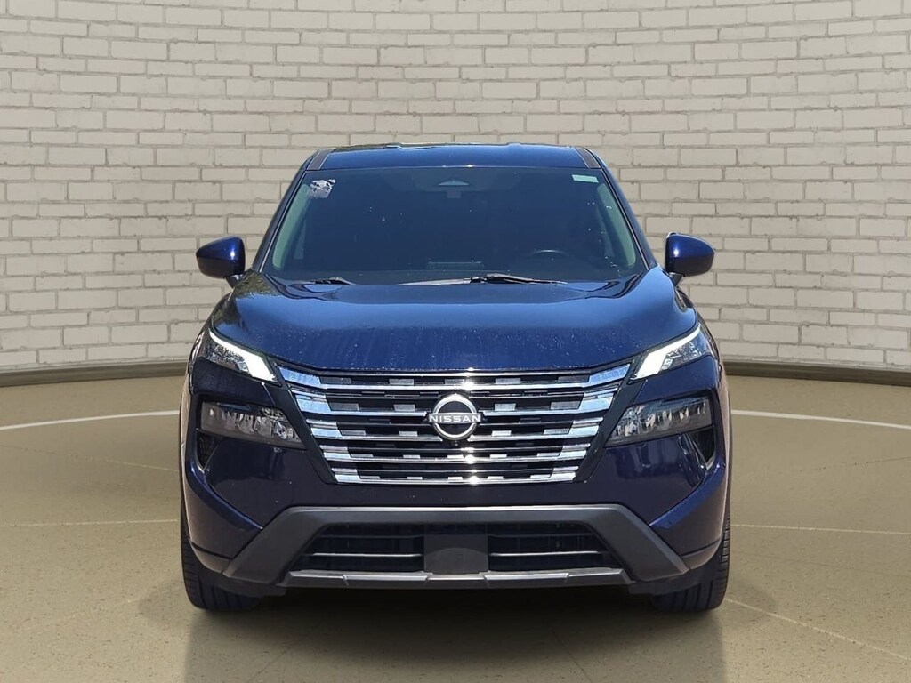Used 2024 Nissan Rogue SV SUV