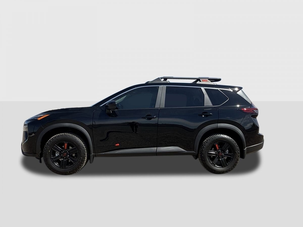 2026 Nissan Rogue SV photo 2