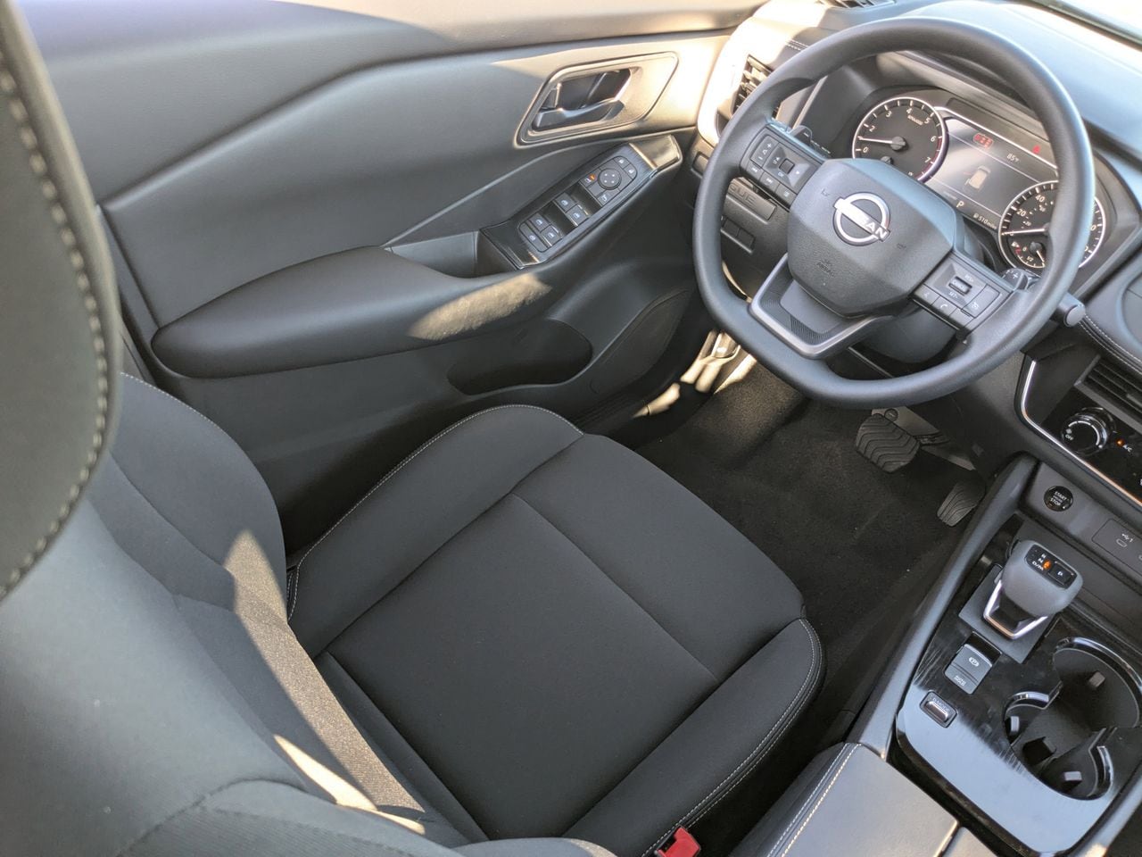 2026 Nissan Rogue S - Photo 19