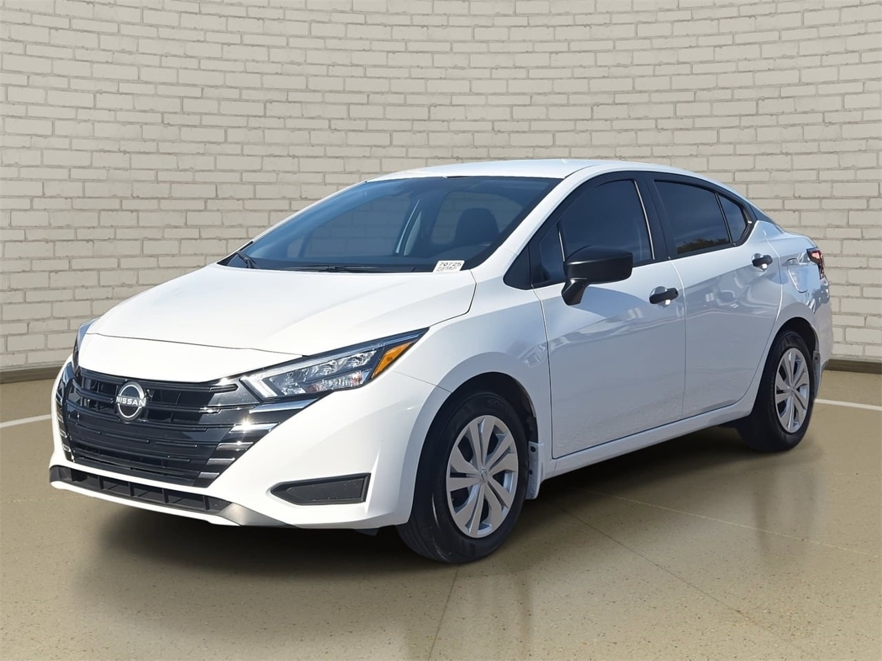 2025 Nissan Versa S's photo