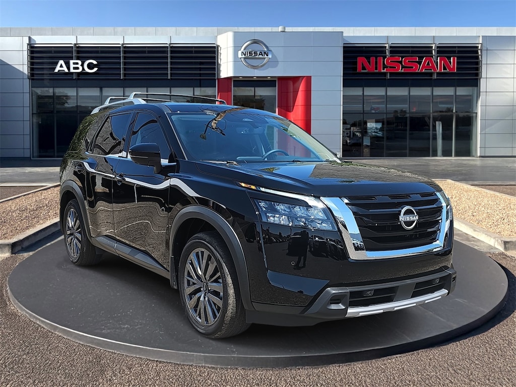 New 2025 Nissan Pathfinder SL SUV