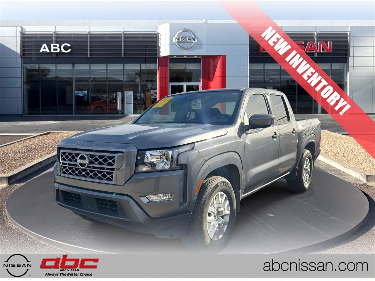 2024 Nissan Frontier SV's photo