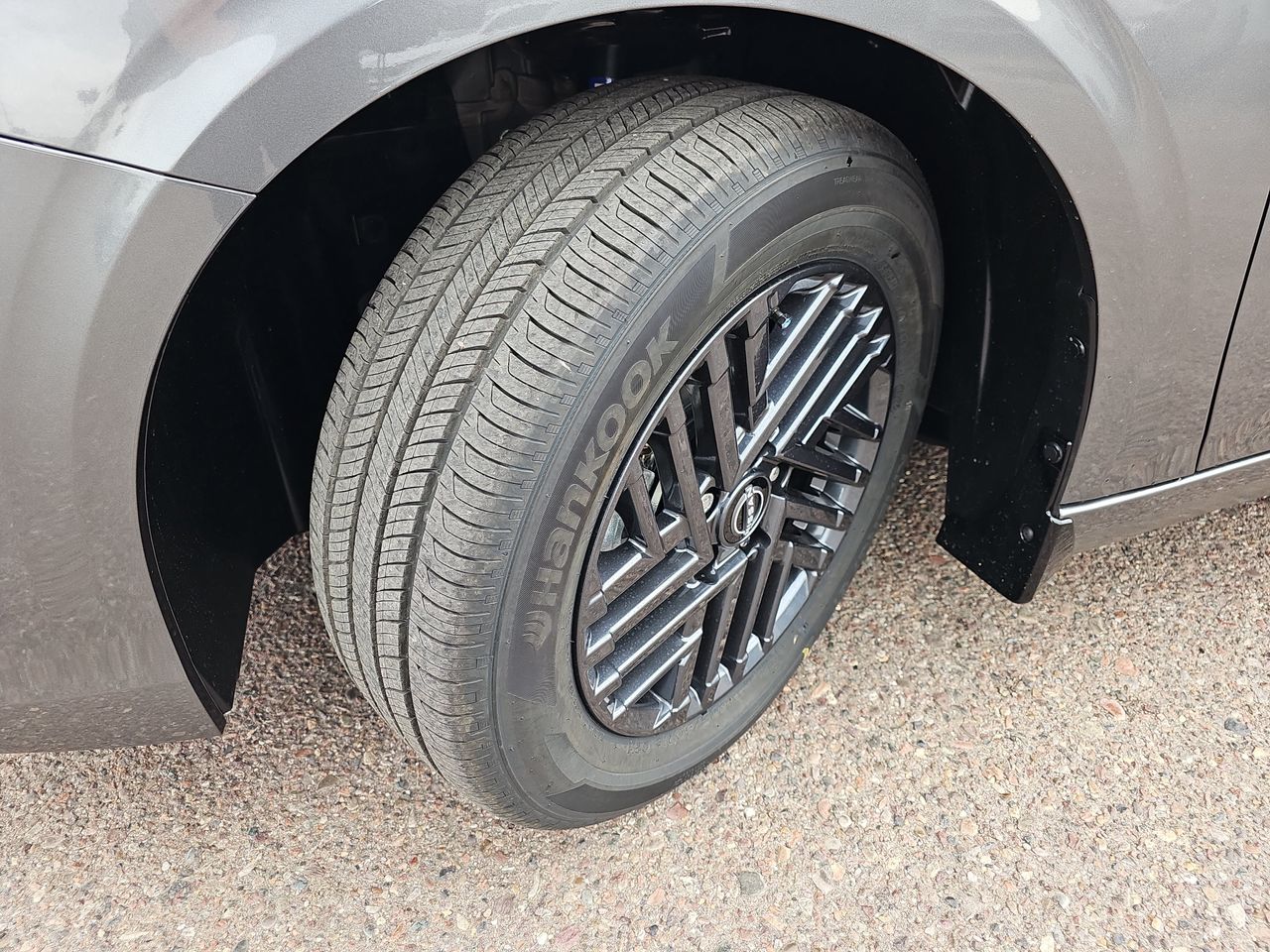 2026 Nissan Sentra SV - Photo 31