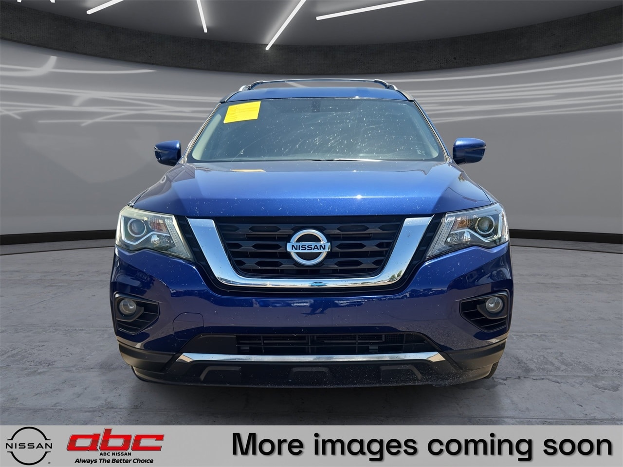 Used 2018 Nissan Pathfinder SV with VIN 5N1DR2MN3JC625979 for sale in Phoenix, AZ