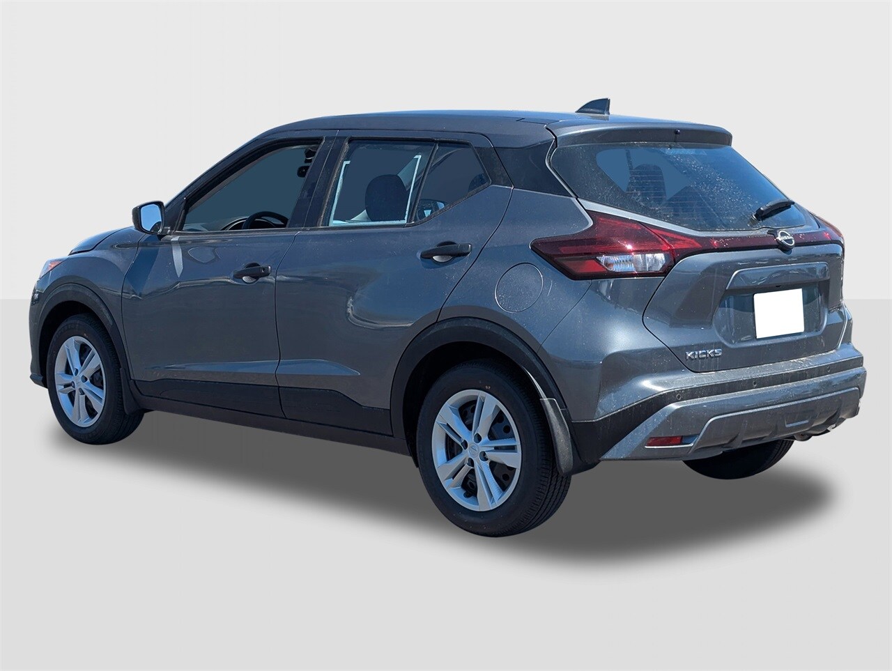 2025 Nissan Kicks Play S photo 2