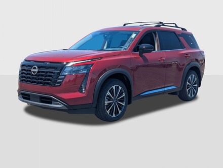 2026 Nissan Pathfinder Platinum SUV