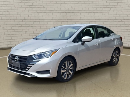 2023 Nissan Versa 1.6 SV Sedan