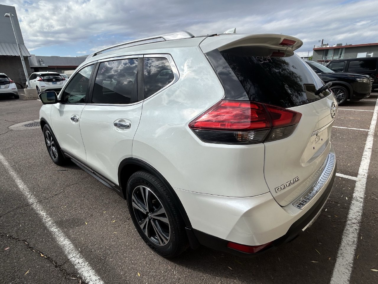 Used 2017 Nissan Rogue SL SUV