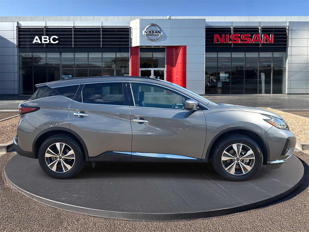 2023 Nissan Murano SV photo 4