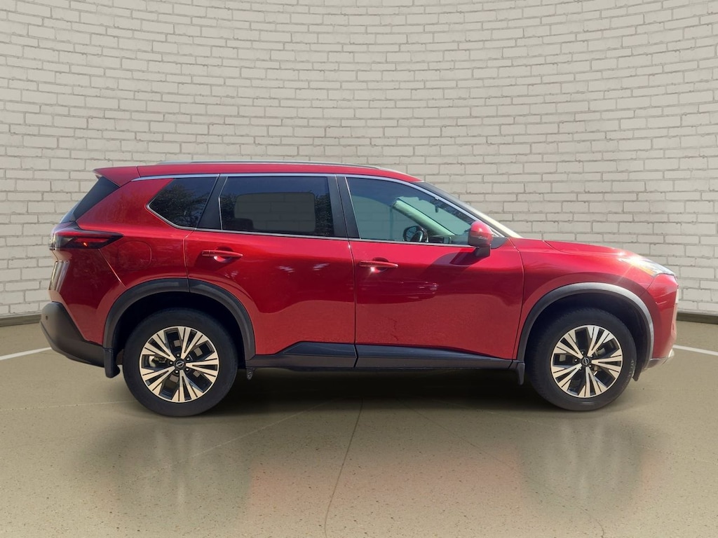 Used 2022 Nissan Rogue SV SUV