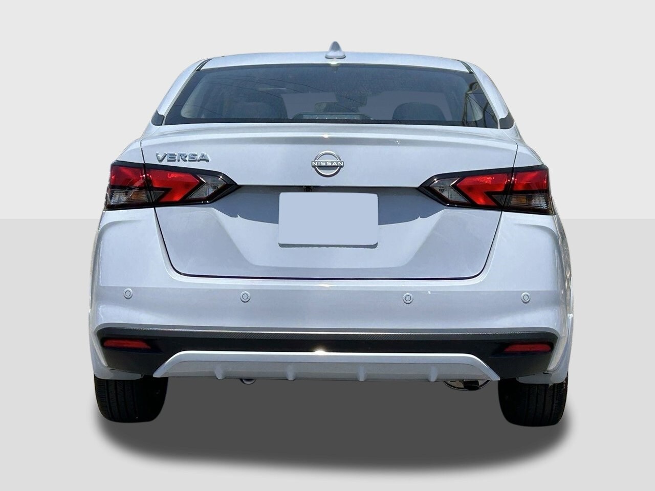 2025 Nissan Versa 1.6 SV photo 3