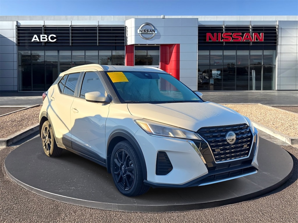 Used 2023 Nissan Kicks SV SUV