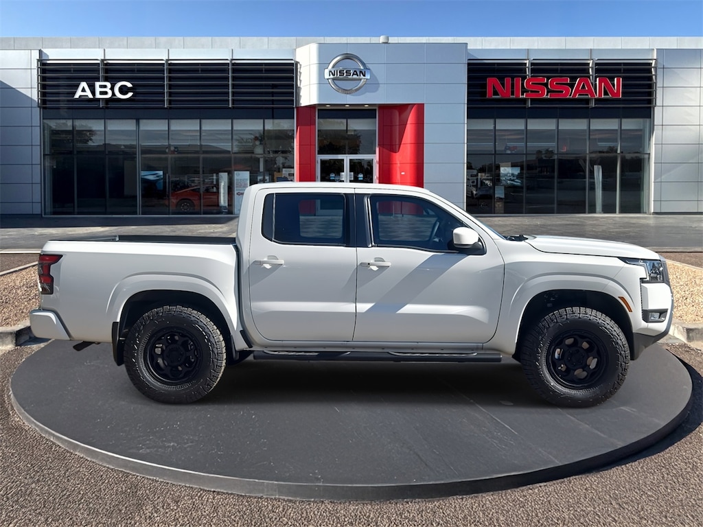 New 2025 Nissan Frontier SV Truck Crew Cab