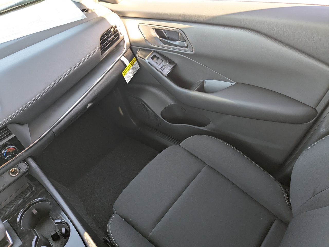 2026 Nissan Rogue S - Photo 21