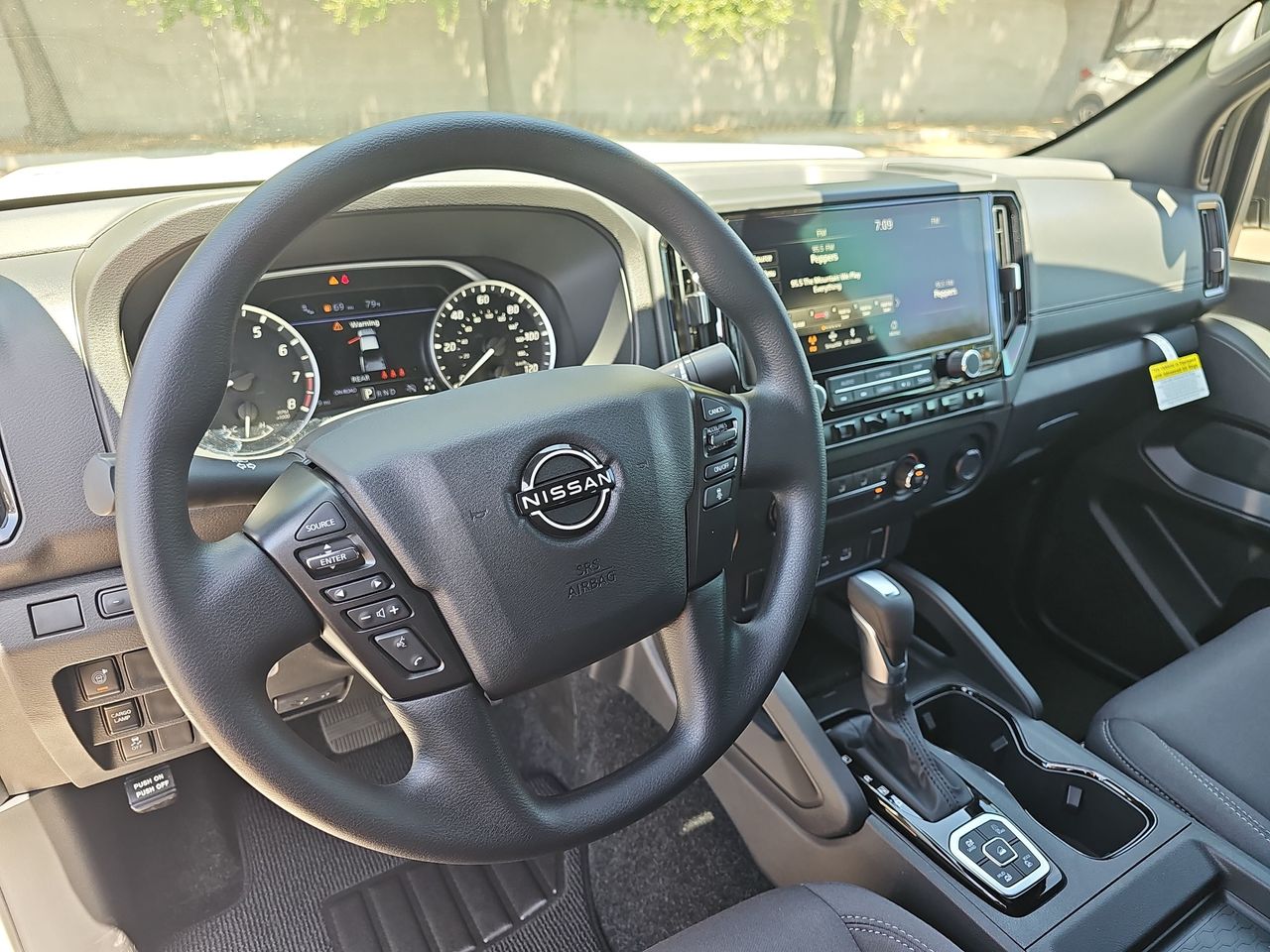 2026 Nissan Frontier SV - Photo 15