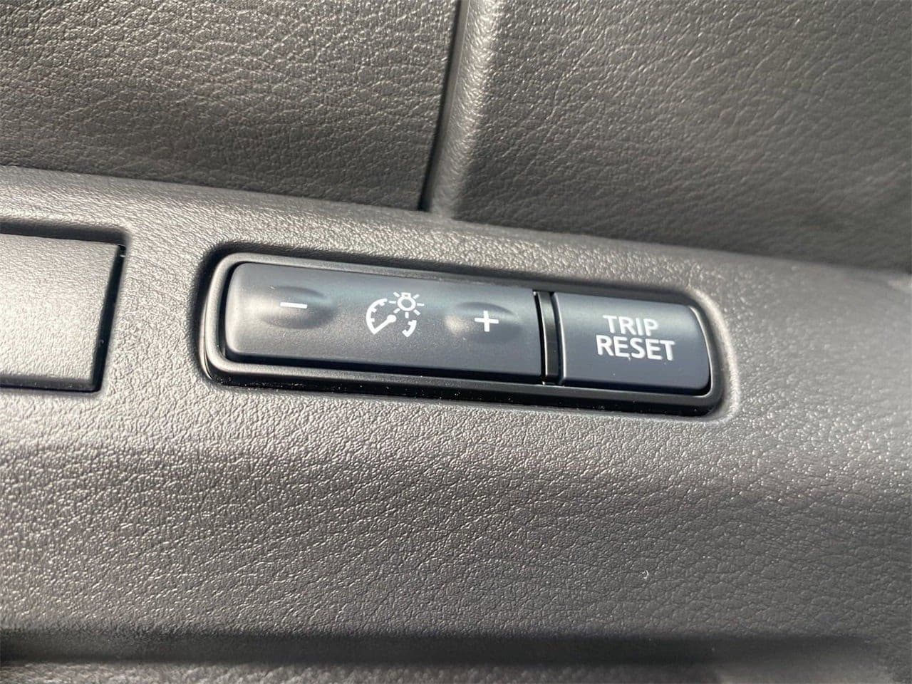 2025 Nissan Frontier SV - Photo 30